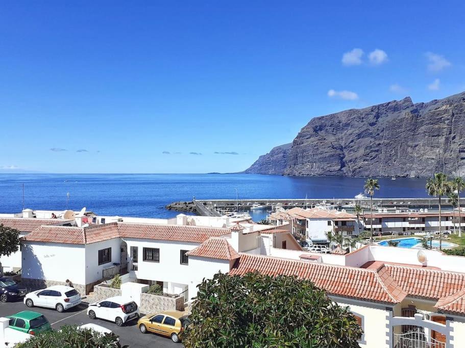 Amazing View Los Gigantes & La Gomera Daire Acantilado de los Gigantes Dış mekan fotoğraf